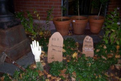 HandHeadstones